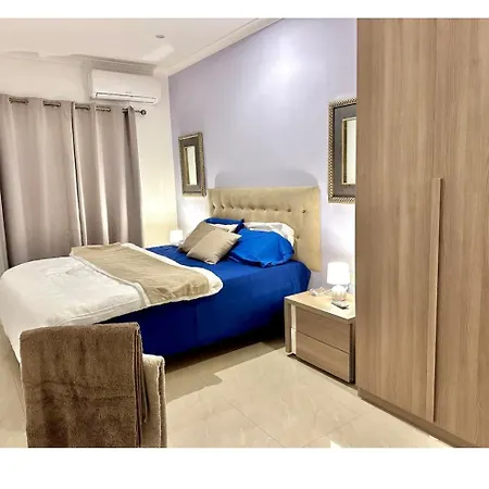 Excellent Location, Sliema Ferry,beach & Pool Club Semesterbostad *
